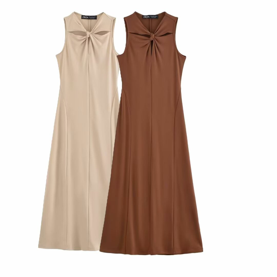 Robe longue sans manches avec décoration nœud