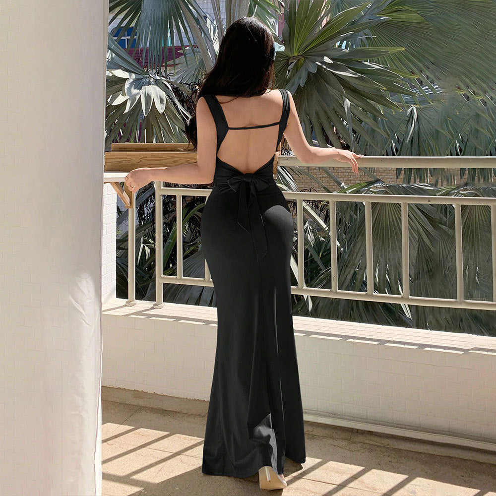 Women's sexy hip hugging dress sleeveless large backless long skirt