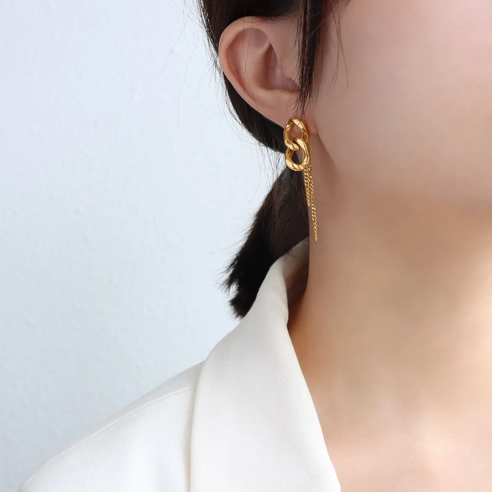 Boucles d'oreilles en acier titane - Forme de chaîne élégante