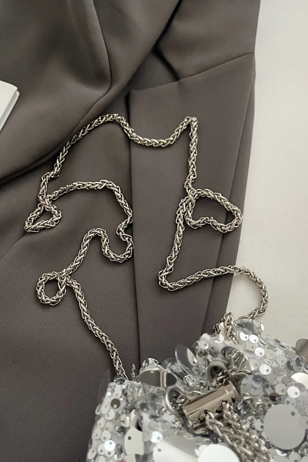 Sac à Bandoulière à Paillettes - Mode et Élégance