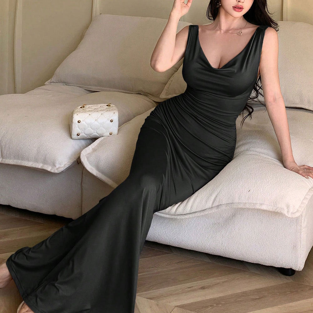 Women's sexy hip hugging dress sleeveless large backless long skirt
